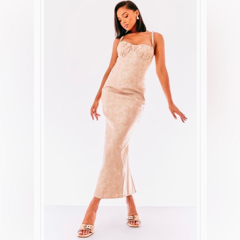 Elegant Cream Maxi Skirt
